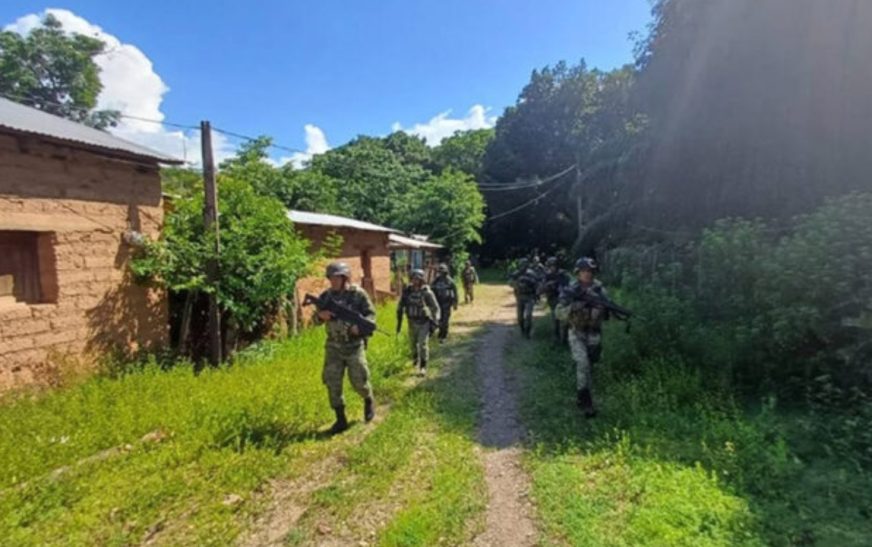 Cerca de 400 habitantes de Chicomuselo buscan refugio tras ataque