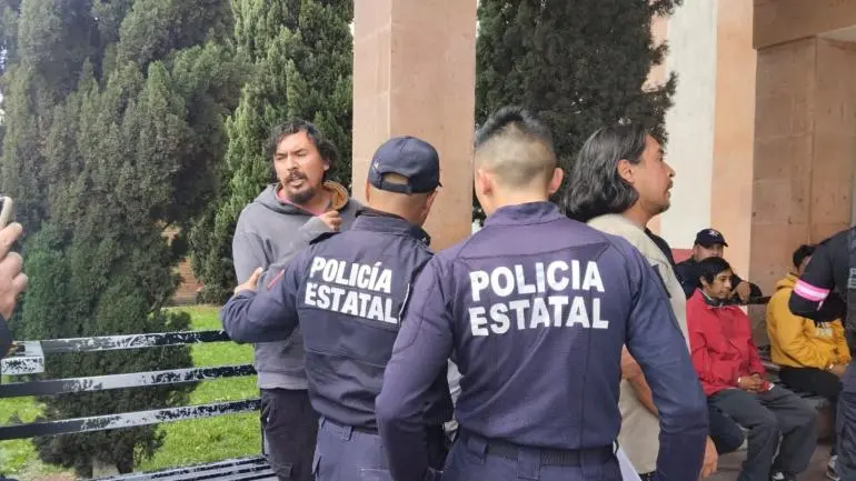 Exigen libertad para periodistas y activista detenidos en Toluca