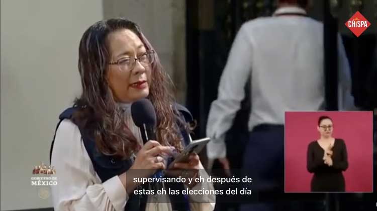 Banderazo del Presidente Andres Manuel López Obrador a Cristina Alonso por el STPRM. Adelante