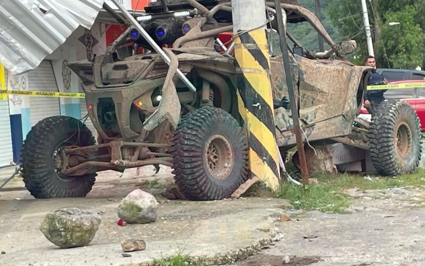 Señalan a turistas como presuntos homicidas, tras accidente en Tepic