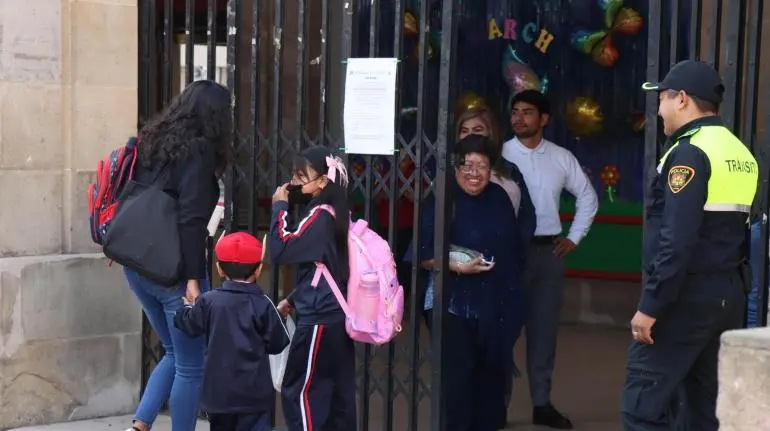 Más de 13 mil policías vigilarán en la CDMX el regreso a clases: Martí Batres