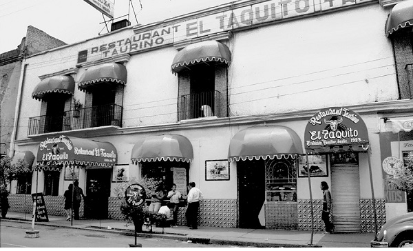 Restaurante “El Taquito” cierra sus puertas por ambulantaje en el centro de CDMX