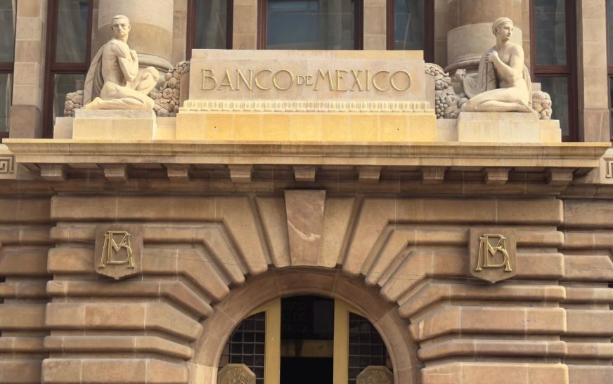 Banxico ajusta tasa de interés a 10.5% tras baja inflación