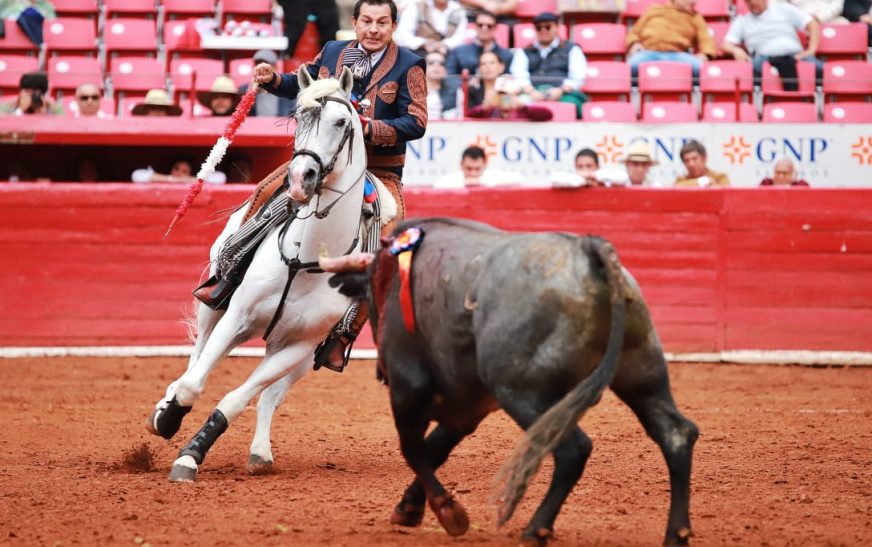 Cuauhtémoc Ayala haciendo historia en la México