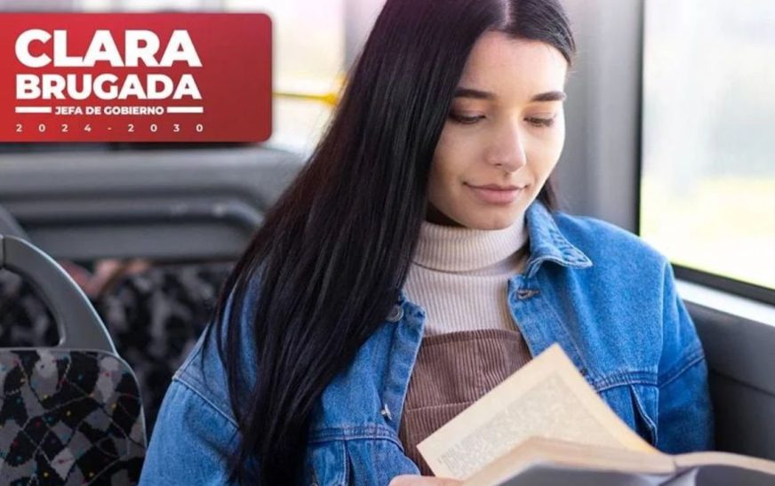 Brugada anuncia nueva beca de transporte para universitarios