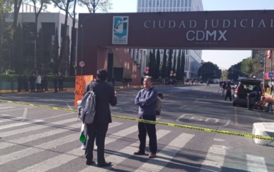 Bloqueo en Avenida Niños Héroes por protestas del Poder Judicial