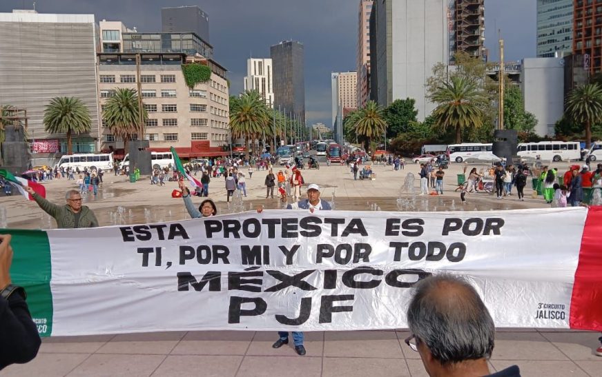 Trabajadores del Poder Judicial marchan en el día de Sheinbaum