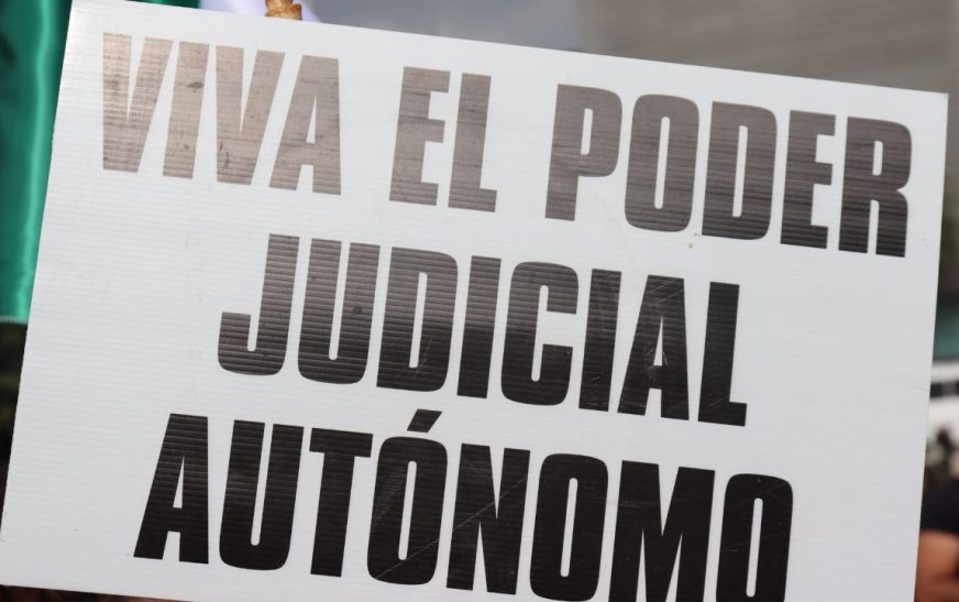 Ordenan al INE pausar proceso electoral del Poder Judicial