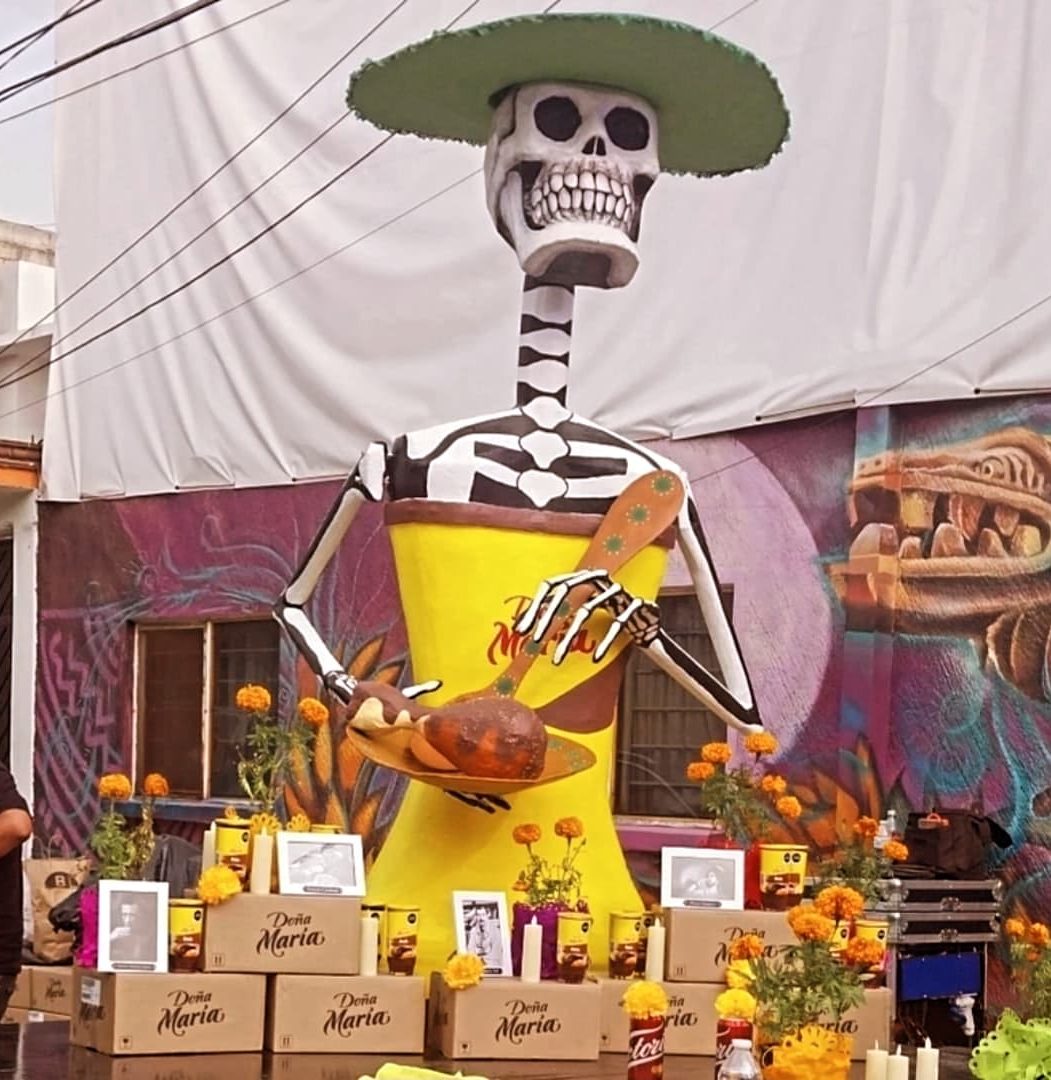 La obra ganadora a mejor libro de arte 2024 por la CANIEM “02.11. Día de muertos ” es presentado con éxito en TLÁHUAC