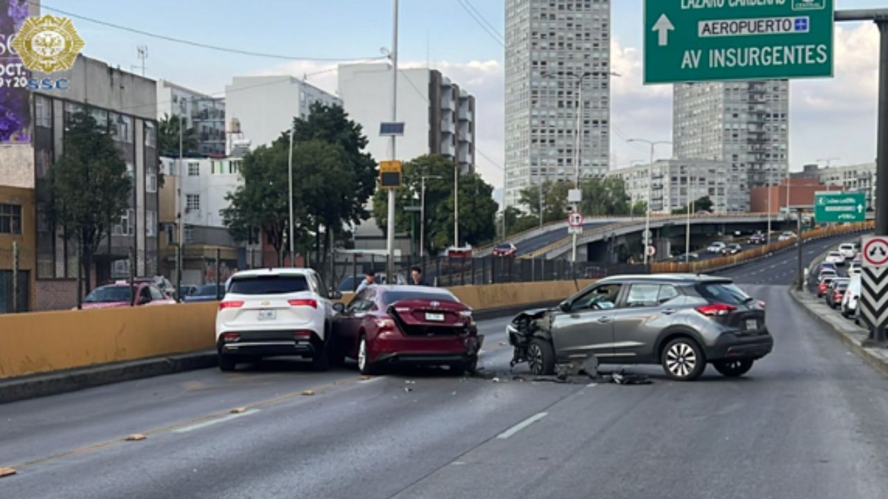 Fuerte choque en carriles centrales de Circuito Interior