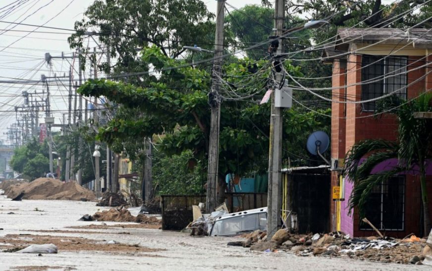 Sheinbaum alerta por impacto de depresión Once-E en Oaxaca y Guerrero