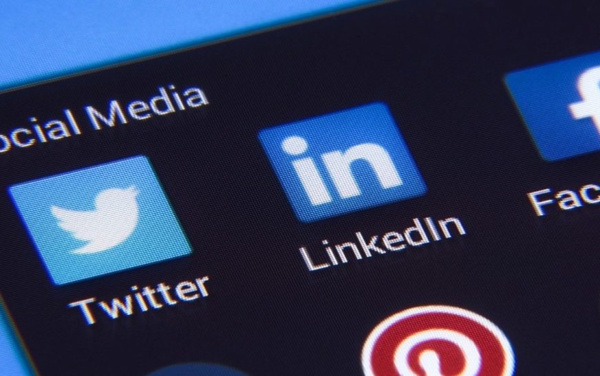 Multan a LinkedIn con 335 mdd por violar reglamento europeo de protección de datos