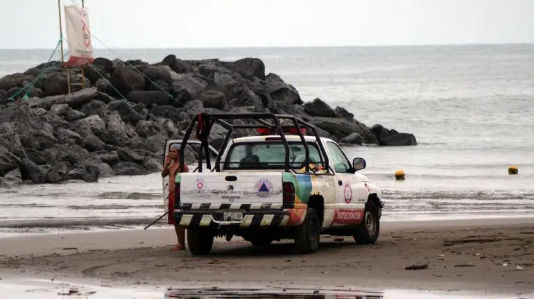 Tormenta ‘Nadine’ y frente frío dejan dos muertos en Veracruz