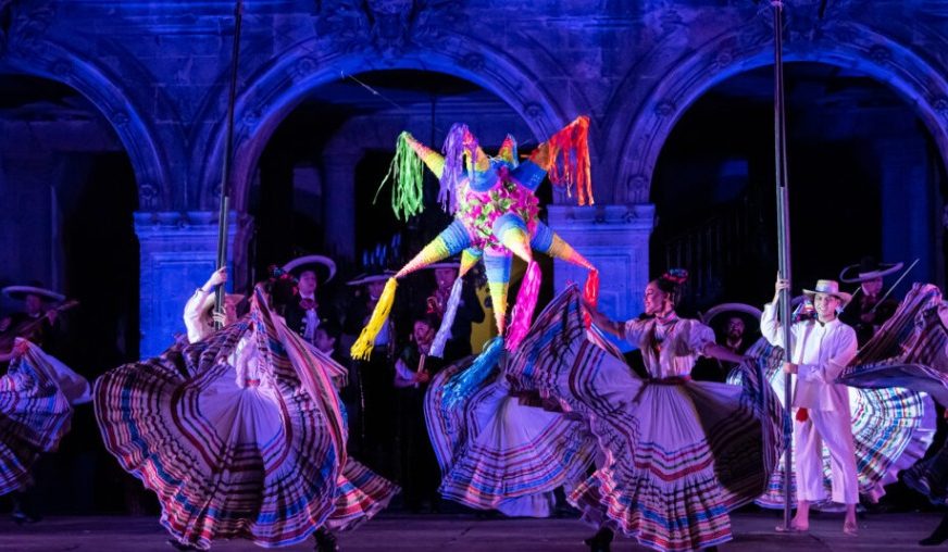 Fiestas navideñas con el Ballet Folclórico de México