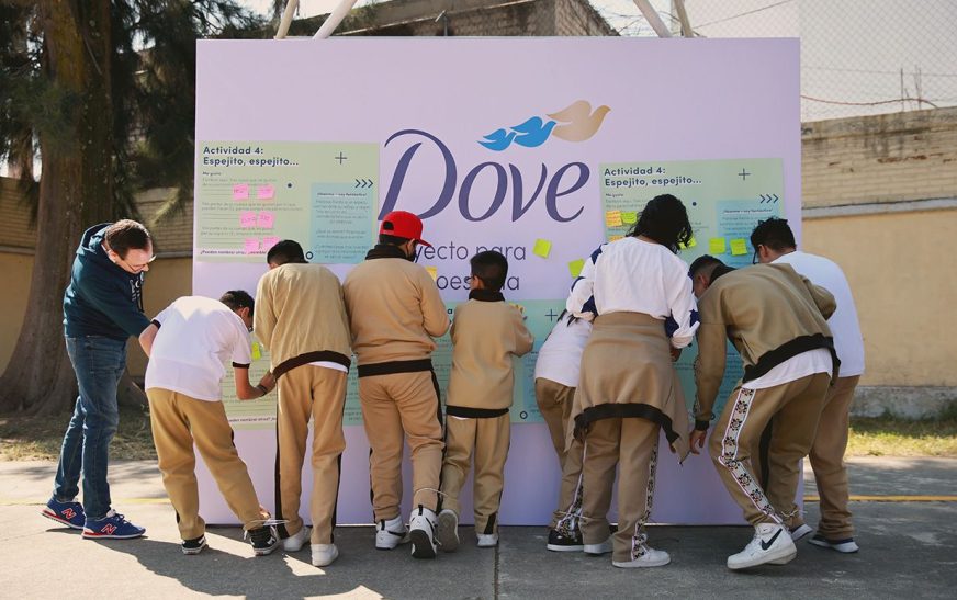 Unilever celebra Dove Day 2024: 19 años promoviendo autoestima en las nuevas generaciones