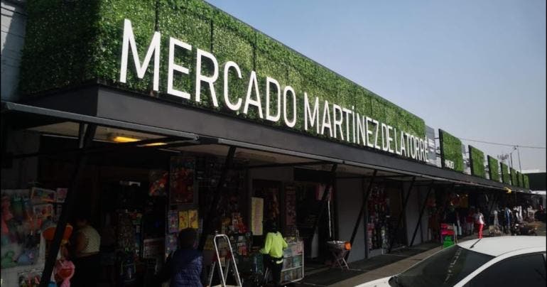 Riña en mercado de la colonia Guerrero deja un franelero apuñalado