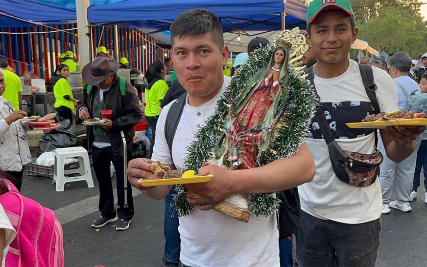 Donan 35 mil tacos a peregrinos que visitan a la Morenita del Tepeyac en CDMX