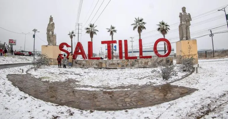 La nieve regresa a Saltillo tras 8 años de ausencia