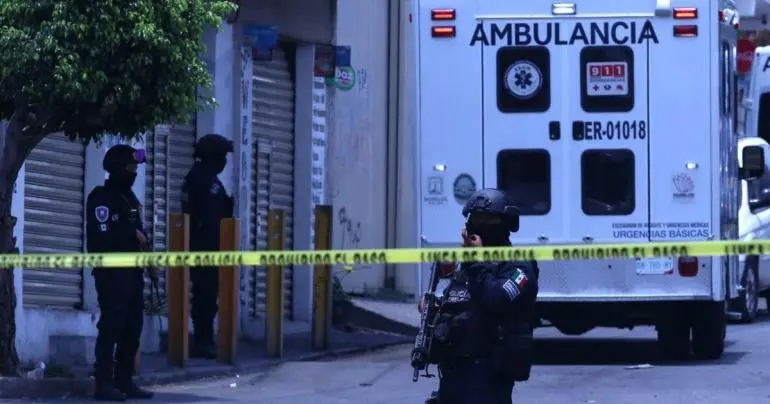 Interceptan ambulancia de la Cruz Roja en Culiacán para matar a herido; suspenden servicio