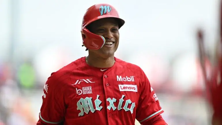 Robinson Canó renueva una temporada con los Diablos Rojos