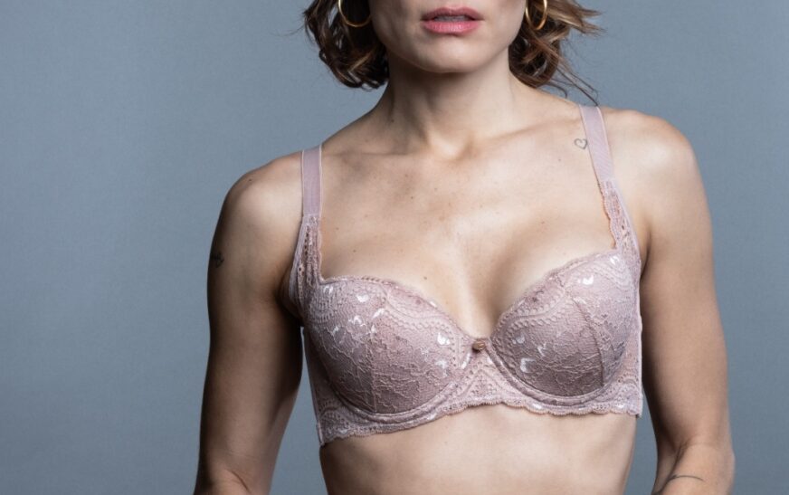 Hanes Brands refuerza su liderazgo en moda interior con las tendencias de primavera-verano 2025