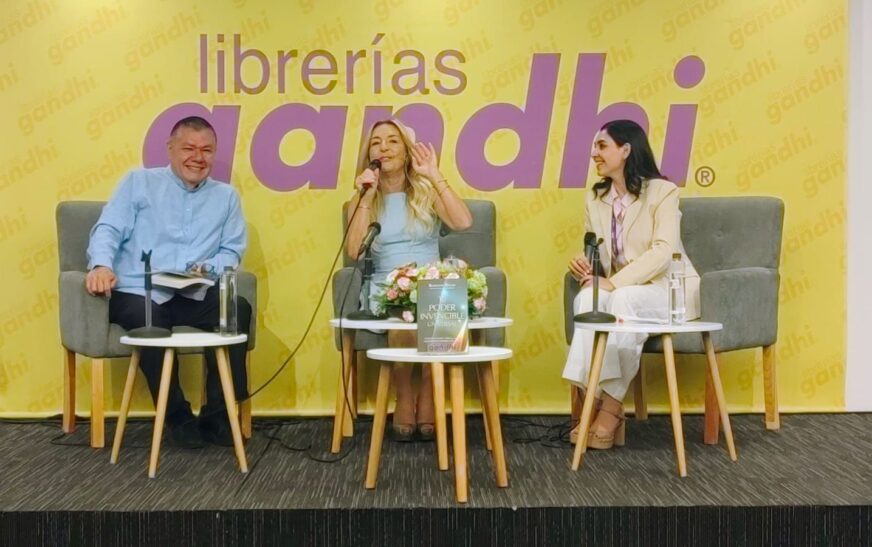 Rosanna Biglia reunió a sus lectores para presentar su libro ‘Tu Poder Invencible Universal’