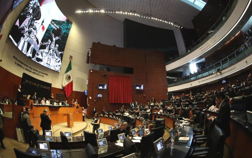 Integrantes de la Comisión Permanente dedican minuto de aplausos en memoria del brigadista Karel Jonathan Navarro Núñez