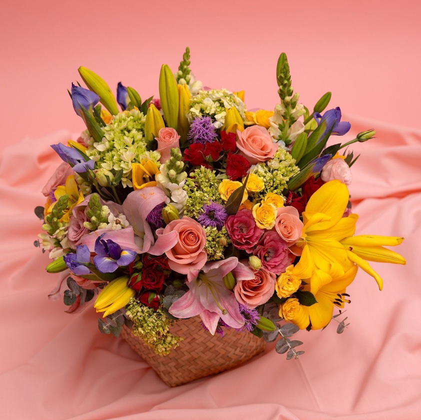 Flor de Iris: un must para decorar la mesa este Día de las Madres