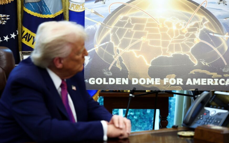 Corea del Norte y Rusia acusan a Trump de querer militarizar el espacio con su “Cúpula Dorada”