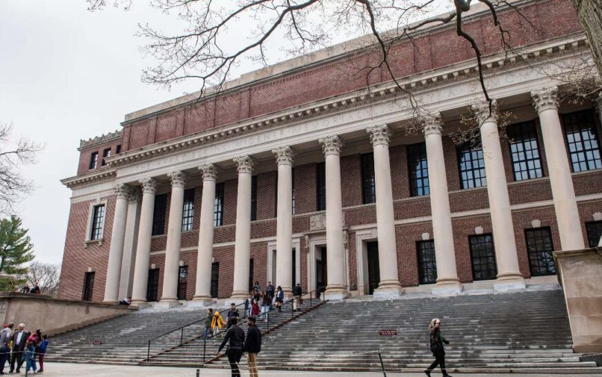 Hong Kong abre universidades a estudiantes extranjeros vetados para ir a Harvard, por nueva política de Trump