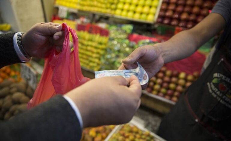 Inflación ‘acalambra’ al bolsillo: acelera a 3.93% en abril, según Inegi