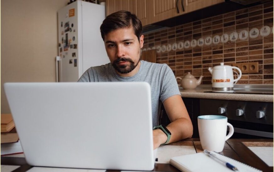 Estudiar sin poner en pausa tu vida, el futuro de la educación ya llegó, según Tecmilenio