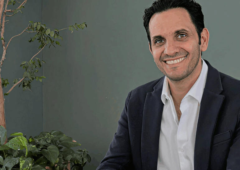 Jack Levy, fundador de Grupo VEQ, recibe felicitaciones del gobernador de Jalisco por su impacto en el desarrollo
