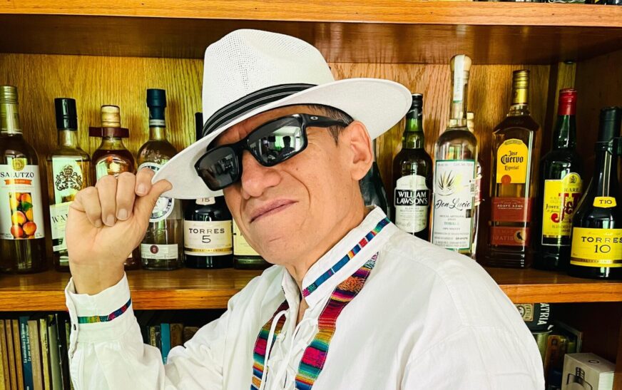 Juan Hernández y la vida que nunca fue inútil: el rock mexicano, el barrio y una autobiografía que arde