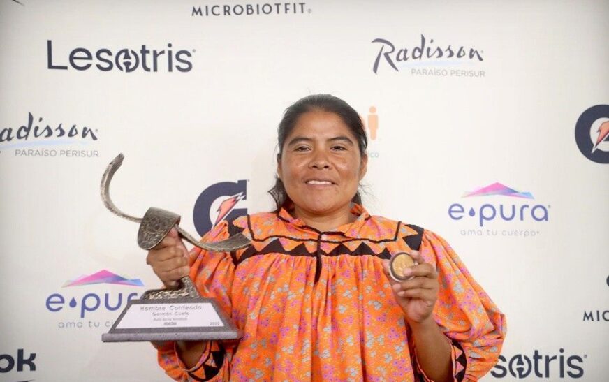 Corredores del Bosque de Tlalpan entrega el premio “Eduardo Castañón” y presenta al grupo Élite