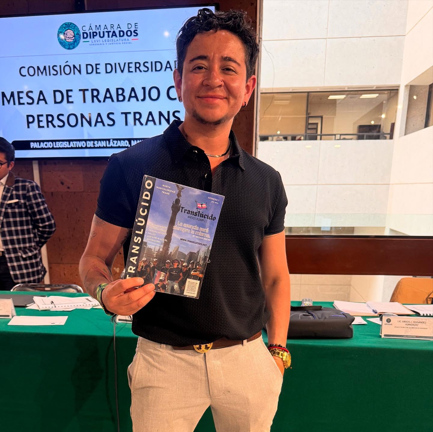 TRANSLÚCIDO DE NEIDAN MACÍAS, LISTO PARA VISIBILIZAR LATRANSMASCULINIDAD DURANTE LA MARCHA DEL ORGULLO LGBTIQ+ 2025