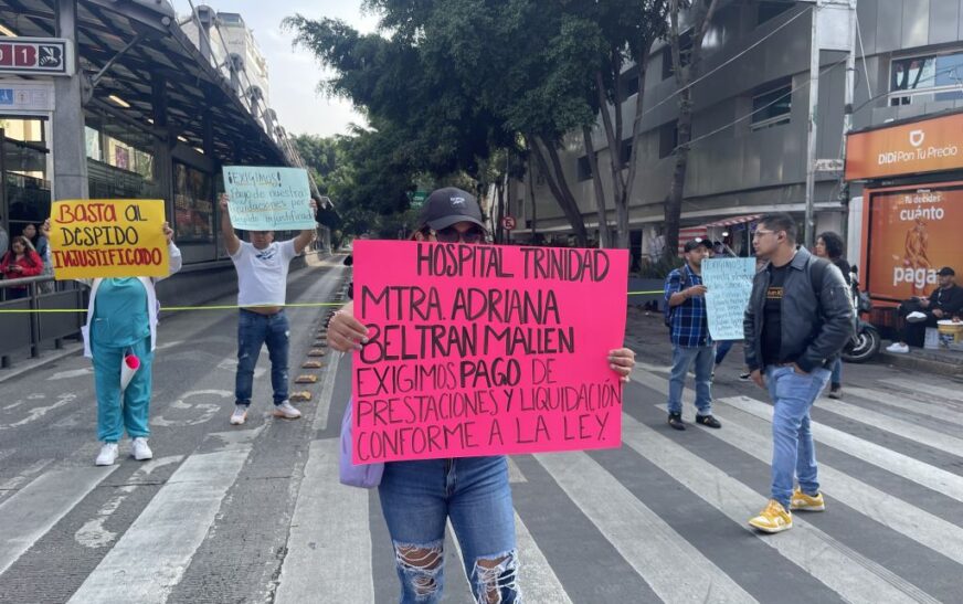 “Nos dejaron sin trabajo y sin justicia”, dicen en protesta enfermeras y trabajadores del Sanatorio Trinidad