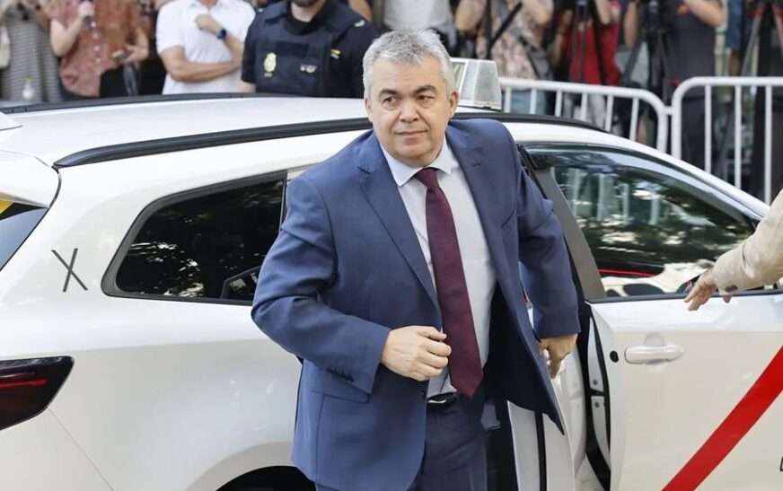 El juez envía a prisión sin fianza a Santos Cerdán