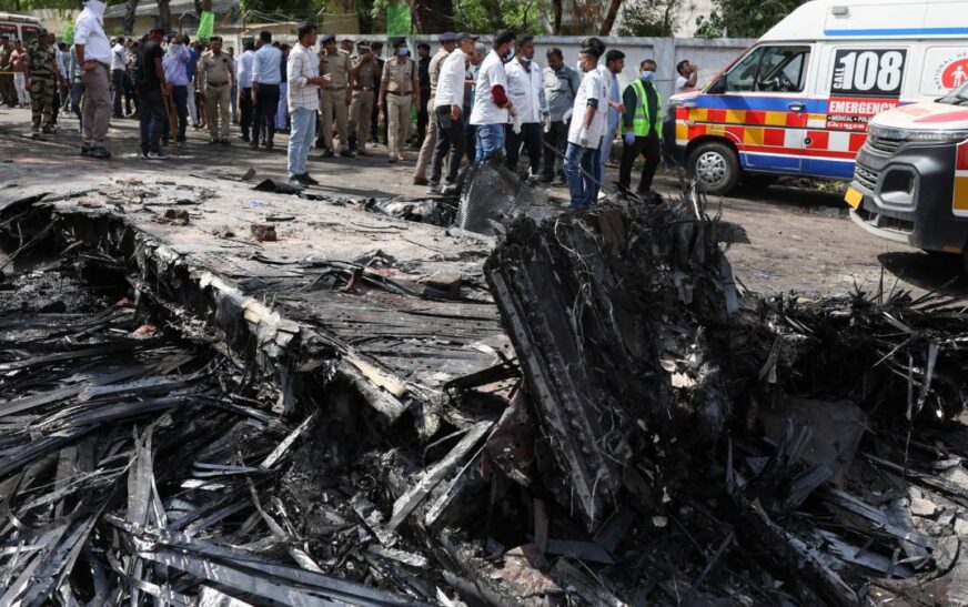 Encuentran 204 cadáveres tras estrellarse avión de Air India con destino a Londres