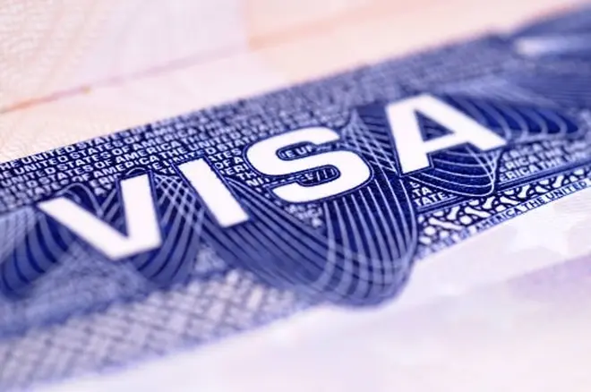 Trump prohíbe más visas: lista de países que no pueden tramitarla
