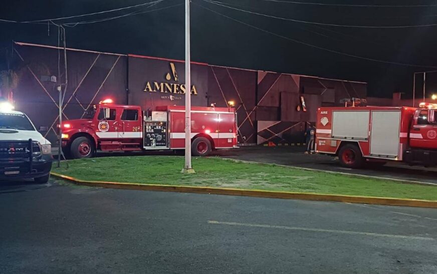 Sujetos armados queman el bar Amnesia en San Luis Potosí