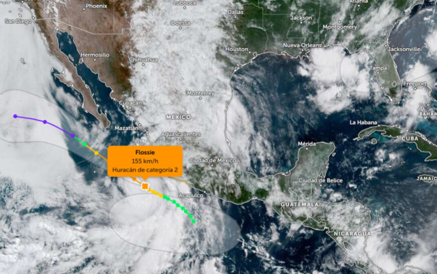 Huracán Flossie se intensifica a categoría 2; alertan por lluvias y vientos fuertes