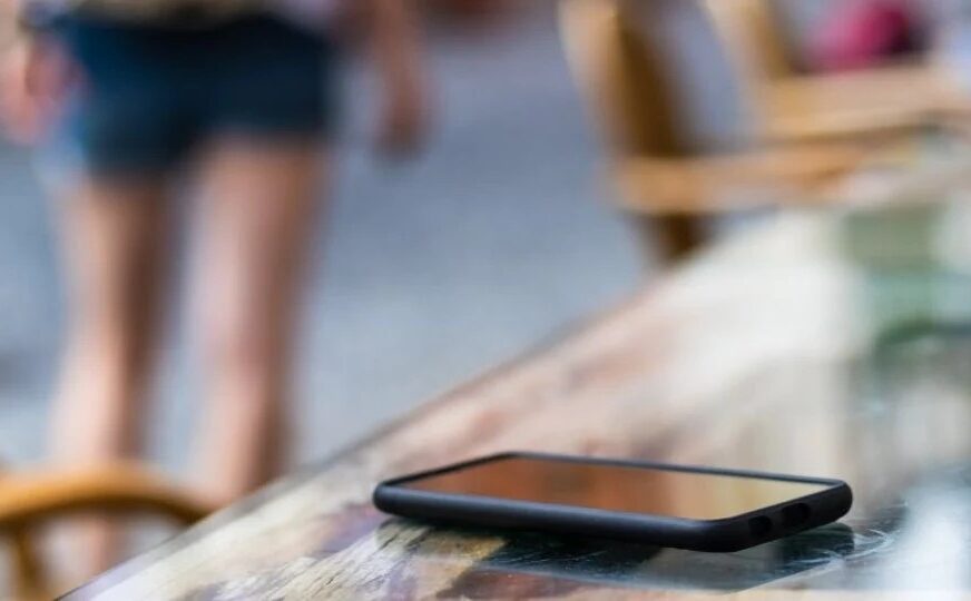 Tener dos semanas de vacaciones del celular son suficientes para mejorar la salud mental