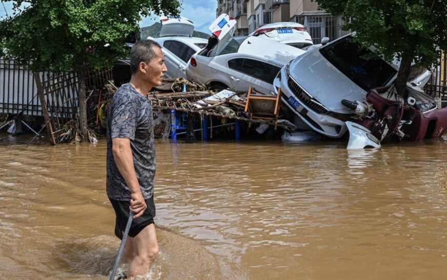 Mueren más de 30 personas por lluvias torrenciales en China