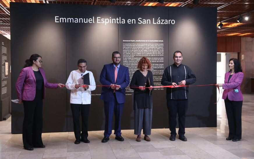 Inaugura Aliza Klip Moshinsky la exposición “Exvotos de la República Mexicana”, del dramaturgo y pintor Emmanuel Espintla