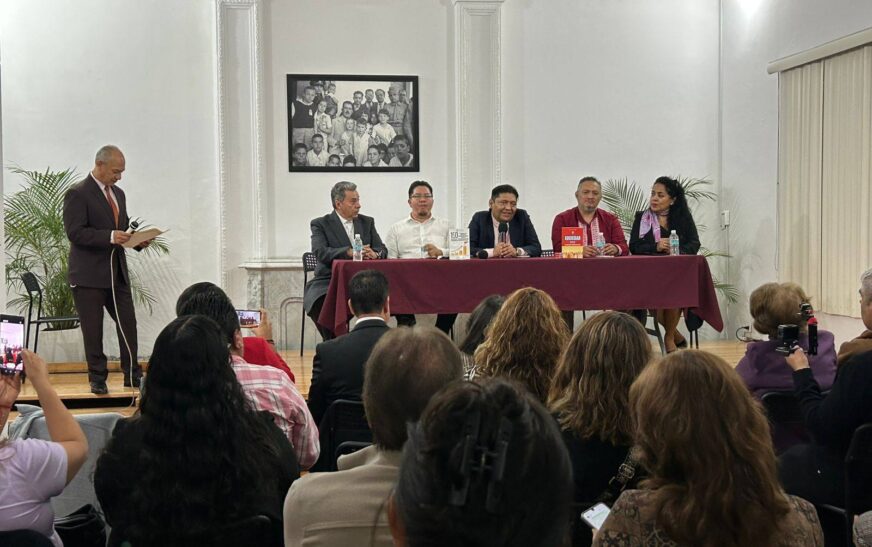 Exitosa presentación de libros en CECANI