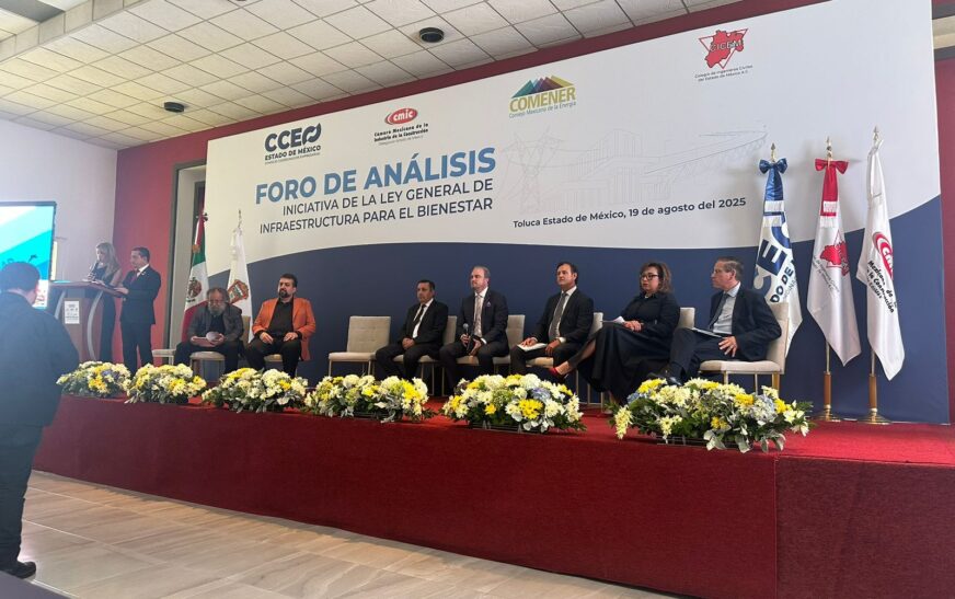 Óscar Mora lidera voz empresarial en el Foro de Análisis