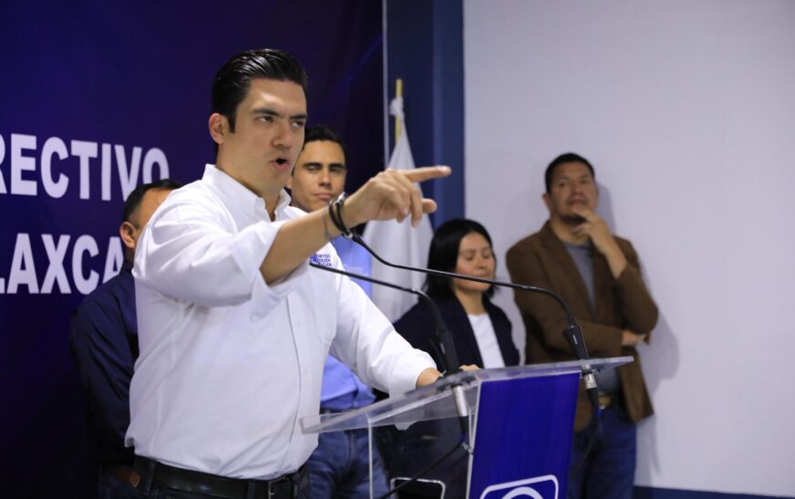 Reforma electoral pondrá en riesgo la democracia: PAN