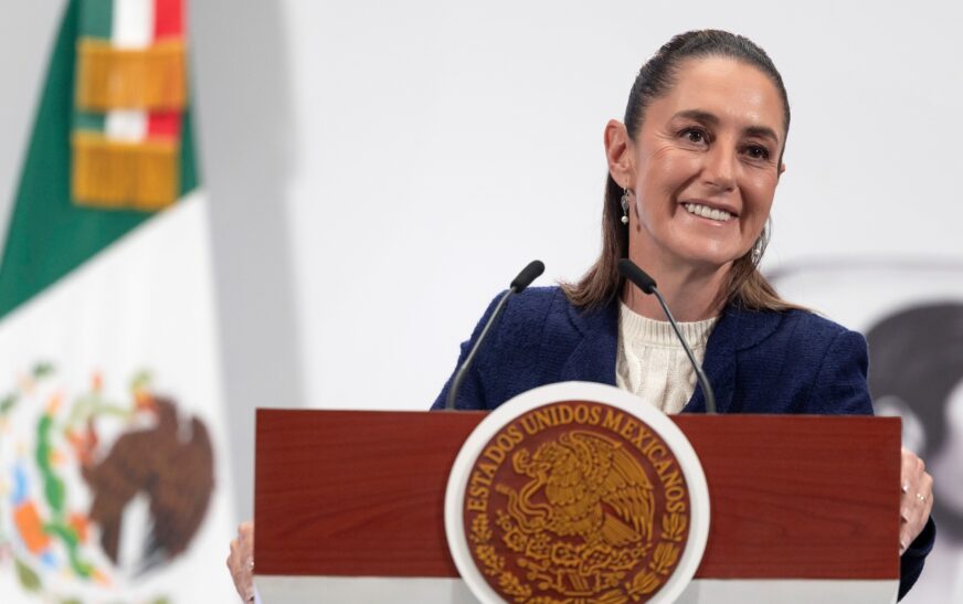 Acuerdo para fijar precio de exportación del jitomate, propuesto por productores: Sheinbaum