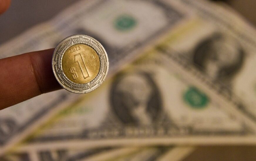 Peso se recupera y avanza